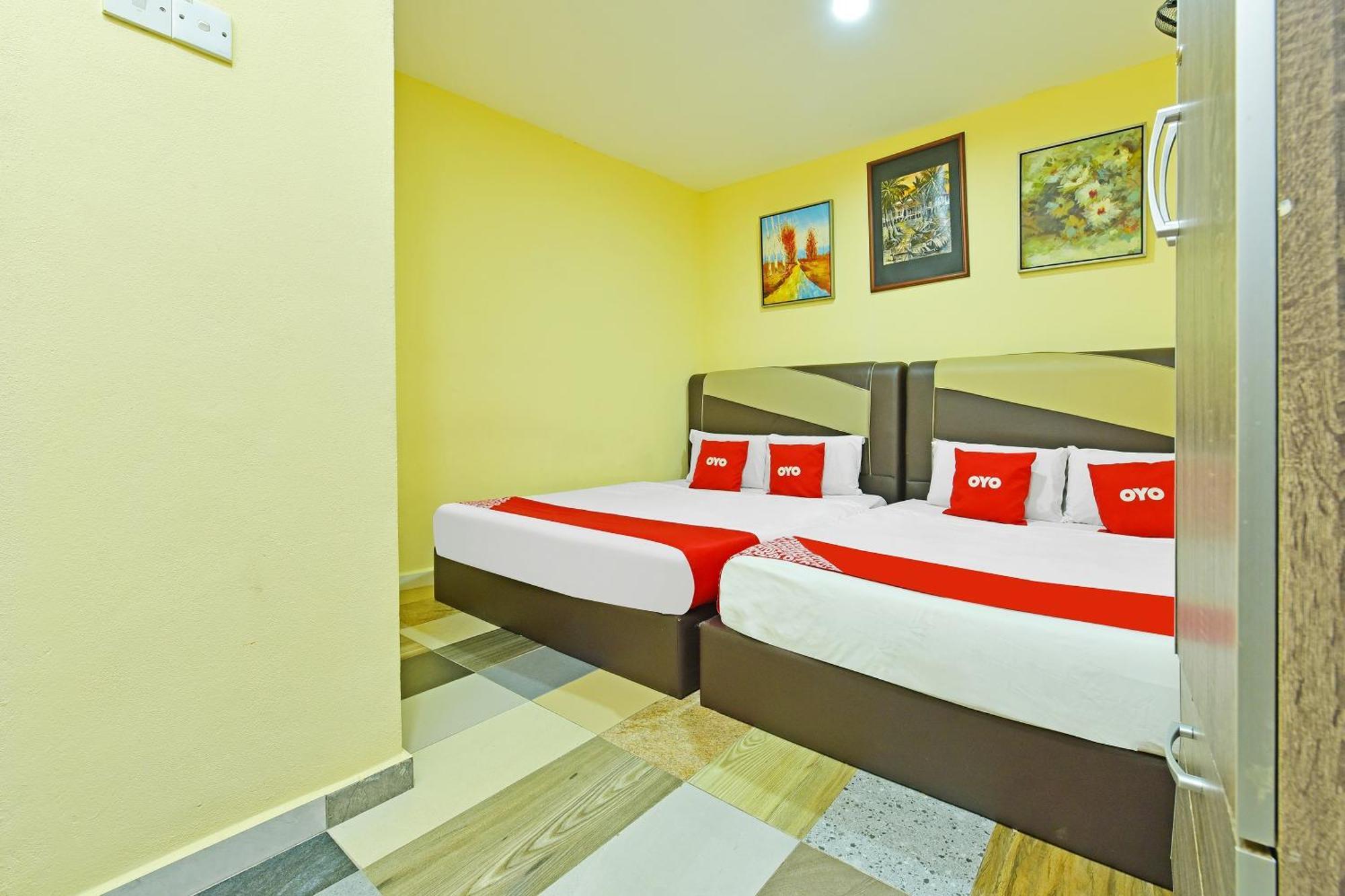 Oyo 873 Bamboo Inn Batu Feringgi Buitenkant foto
